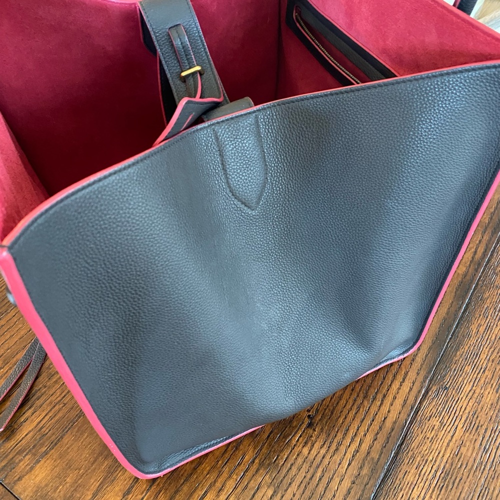 Celine Black and Red Tote Bag - Picture 6 of 7